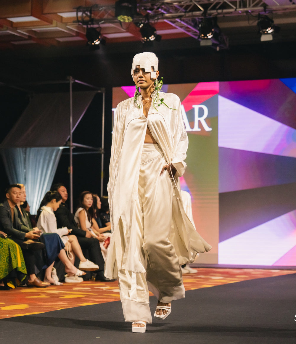Look 02