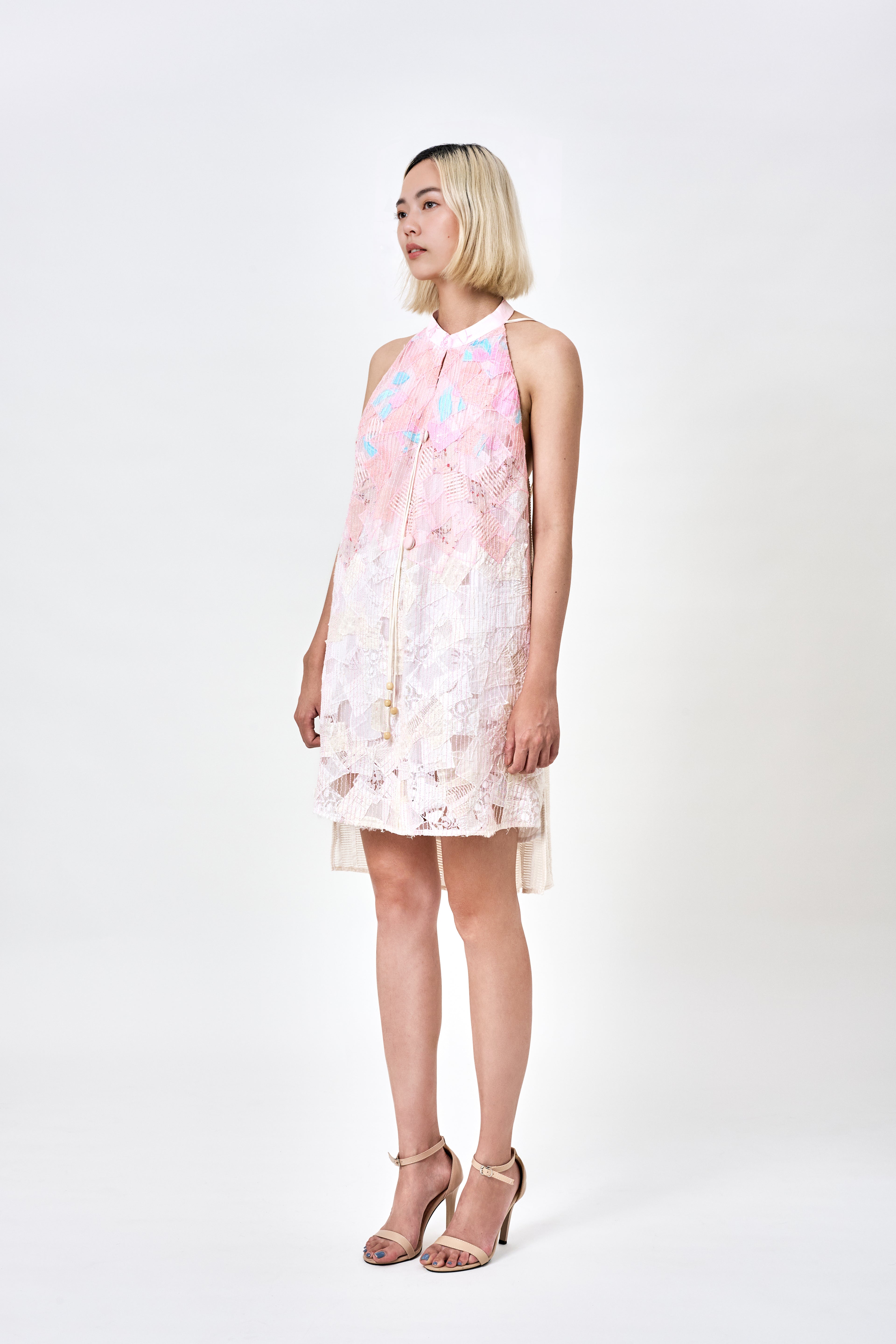 (PRE-ORDER) Love Glow Halter Dress