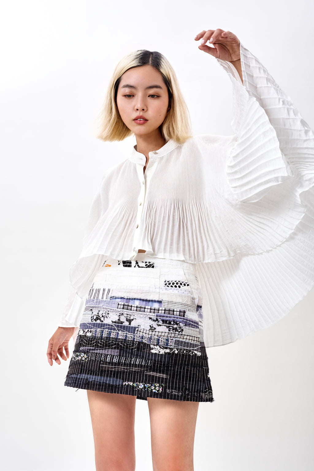 (PRE-ORDER) Pleated Crop Top