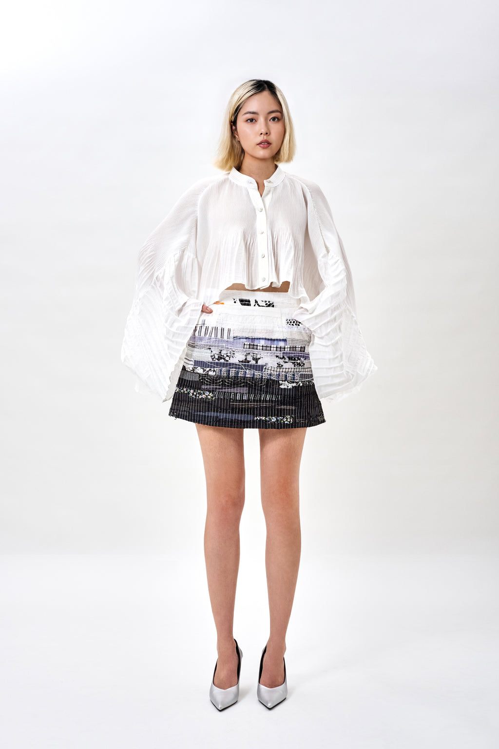 (PRE-ORDER) Pleated Crop Top