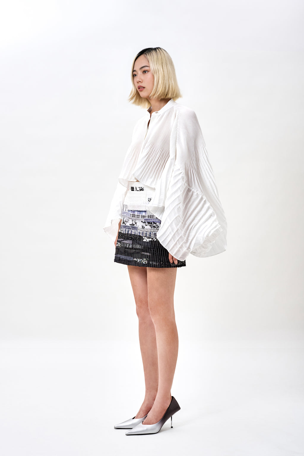 (PRE-ORDER) Pleated Crop Top