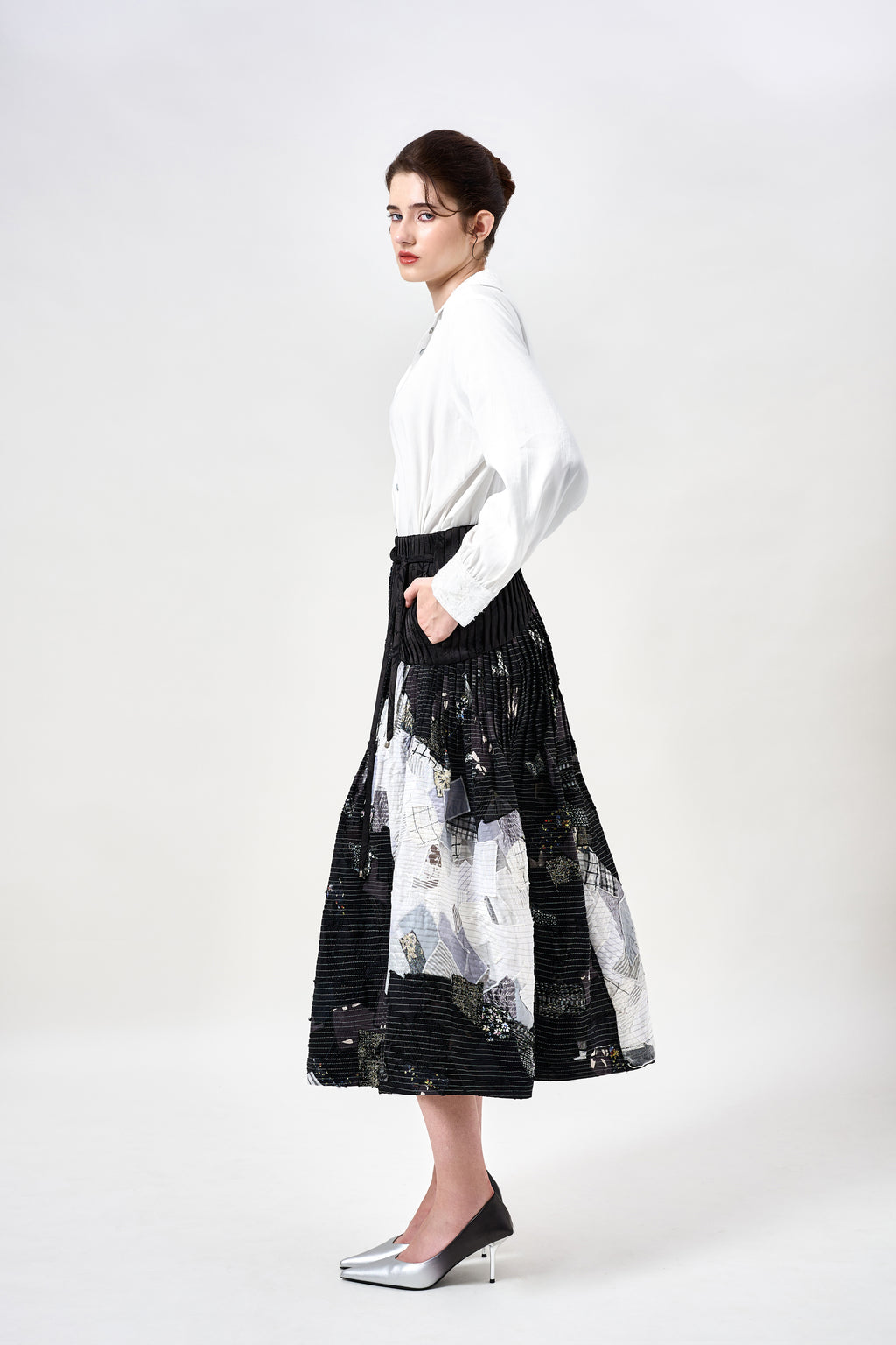 (PRE-ORDER) March Flower Midi Skirt