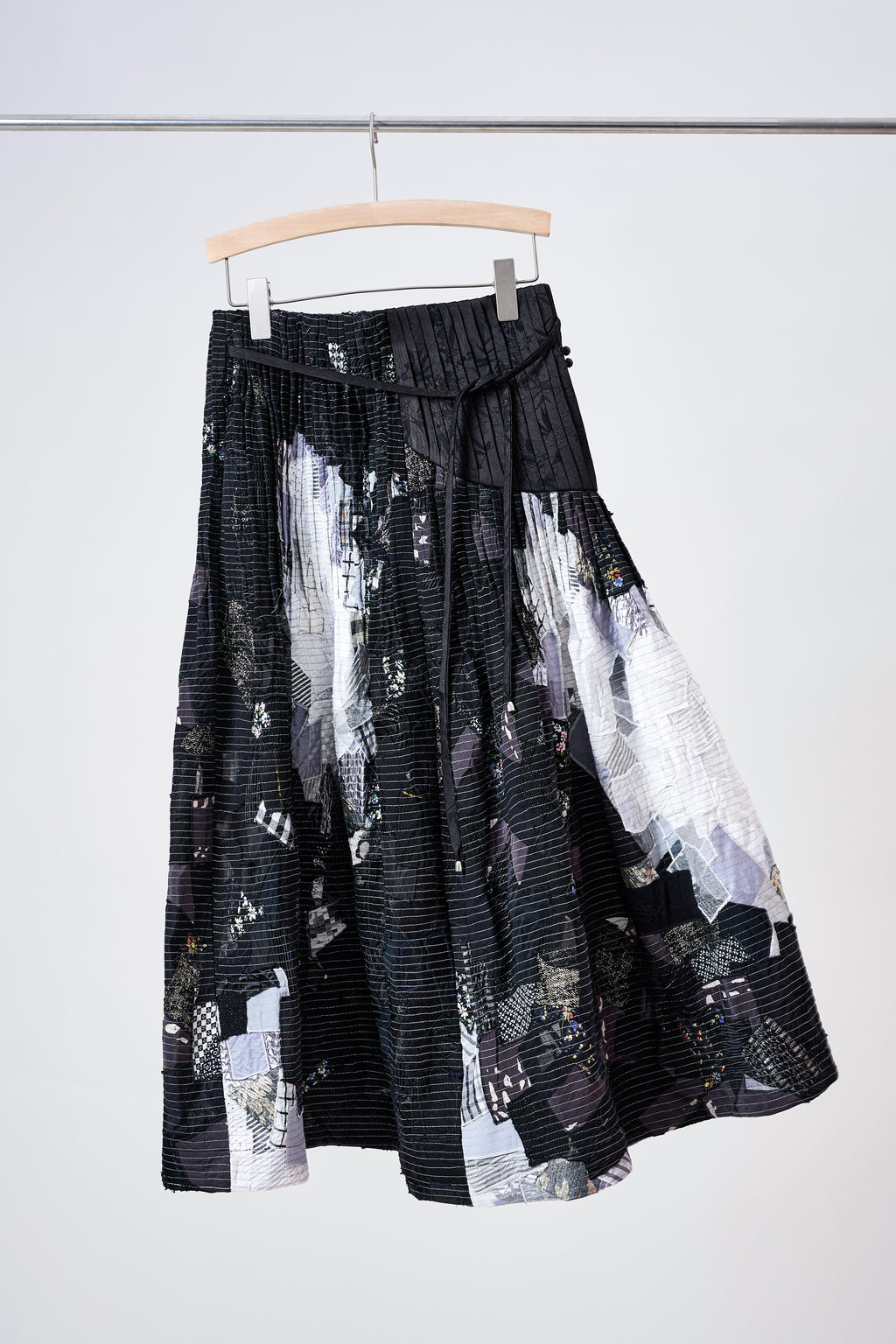 (PRE-ORDER) March Flower Midi Skirt
