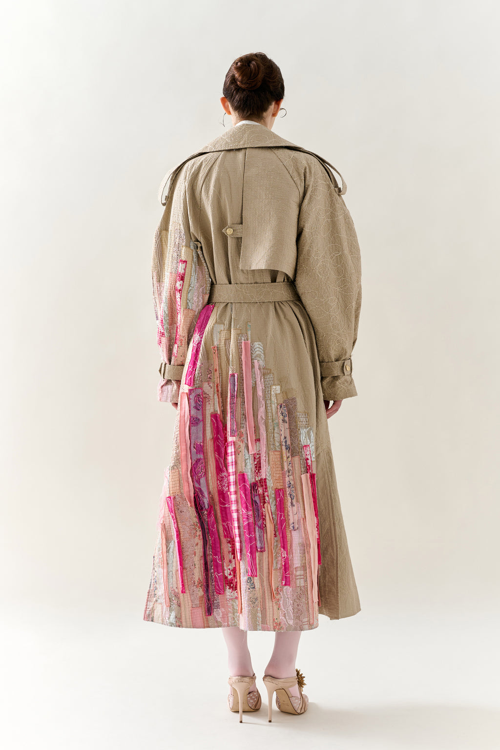 (PRE-ORDER) Love Glow Trench Coats