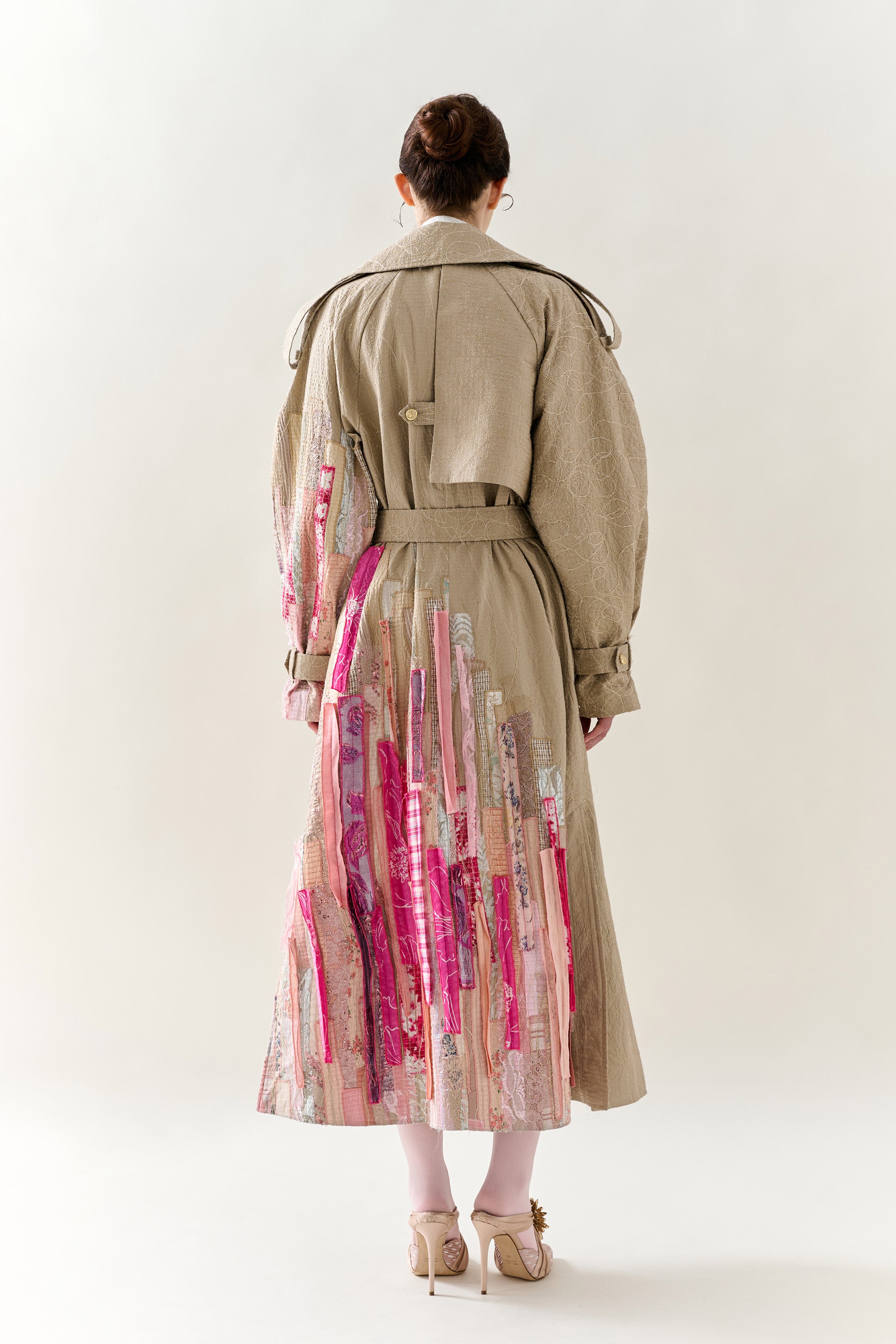 (PRE-ORDER) Love Glow Trench Coats